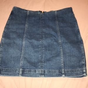 medium wash jean skirt